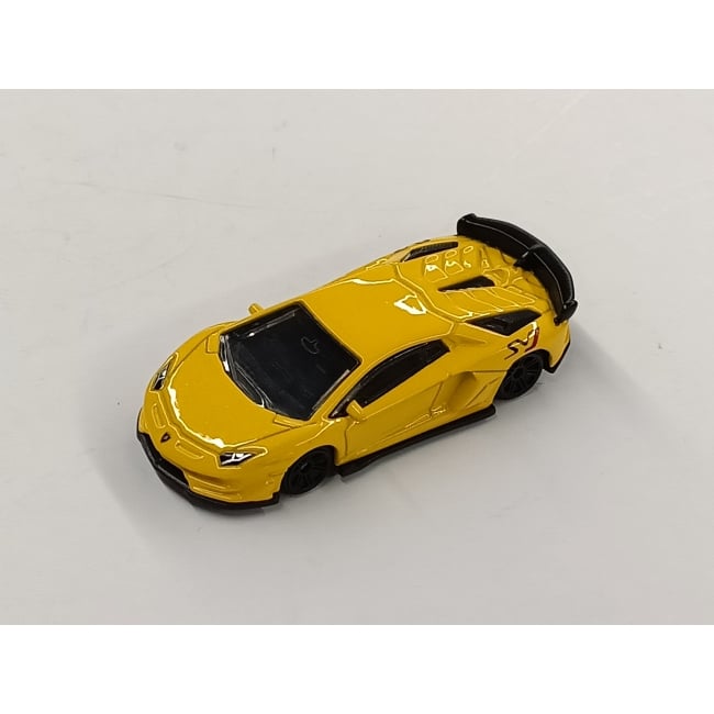 MSZ Metallinen pienoismalli Lamborghini Aventador SVJ, 1:64